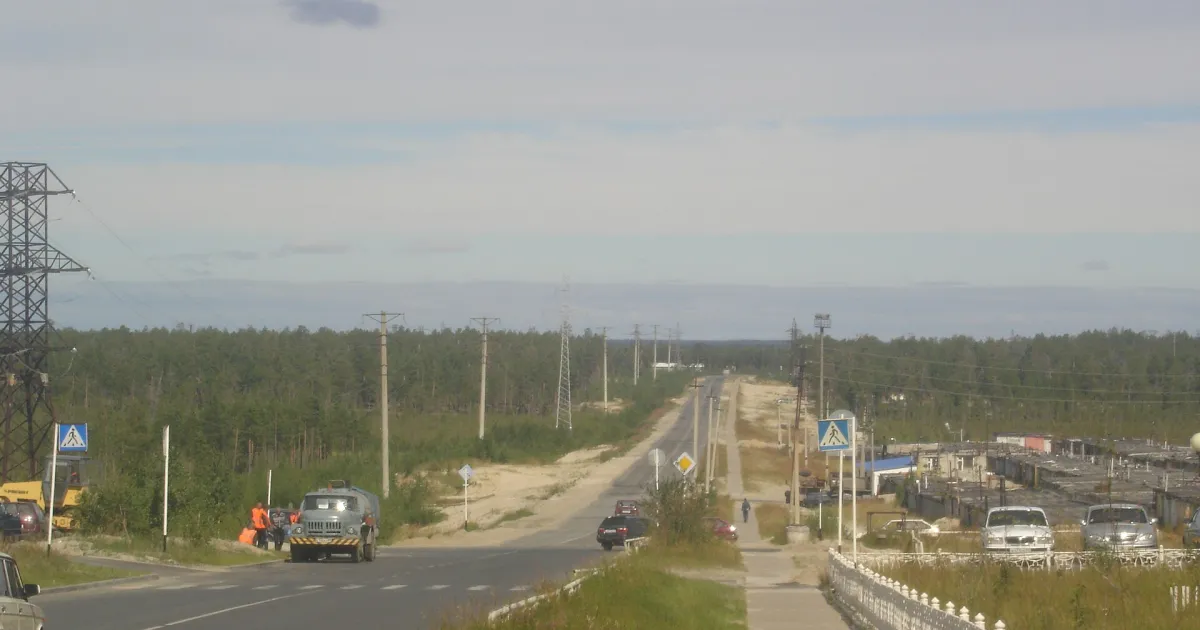 Ноябрьск — вид аэропорта